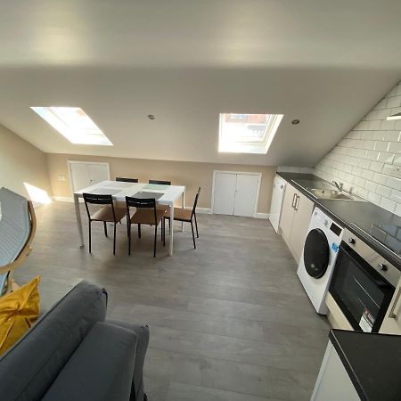 Stunning 1 Bedroom Flat In Wood Green London Exterior photo